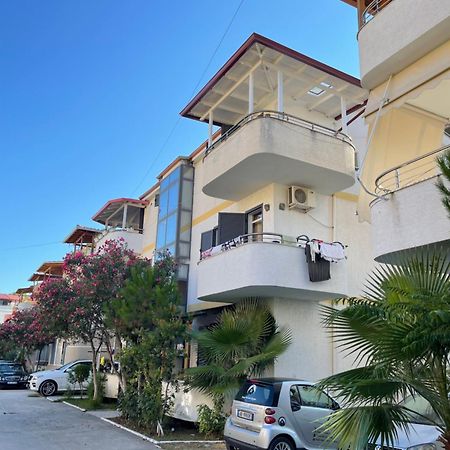 הוילה גולם House For Rent Jurgen מראה חיצוני תמונה